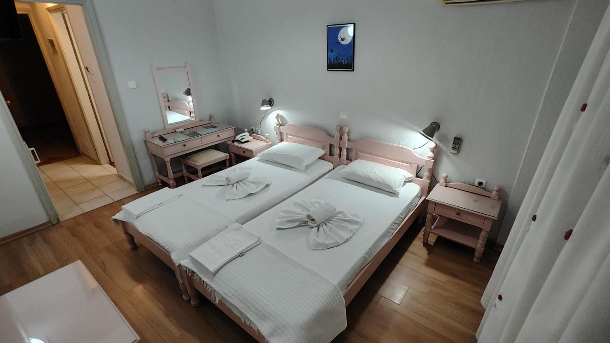 Kapolos Spa Hotel 卢特拉艾季普苏 客房 照片