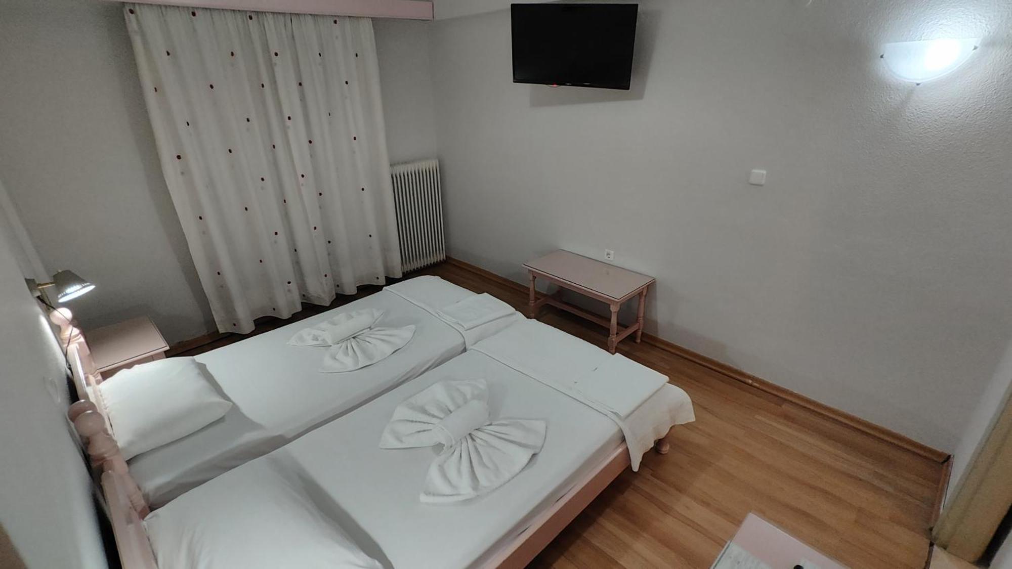 Kapolos Spa Hotel 卢特拉艾季普苏 客房 照片